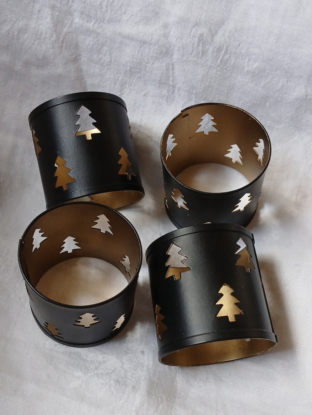 Robert Stanley Black Metal Laser Cut Christmas Tree 2" Napkin Rings, Set Of 4